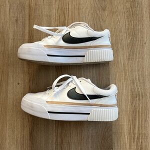 Platform Nike Sneakers
